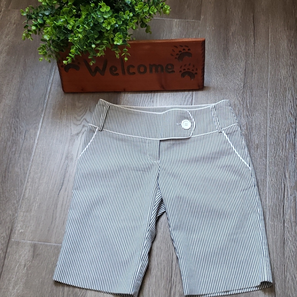 Women Capri Pants